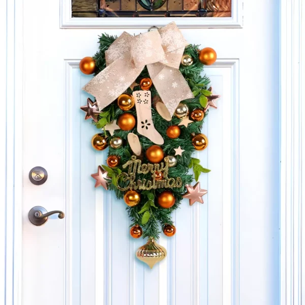 Elegant Gold Christmas Wreath - Image 5