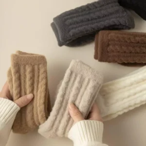 Warm Cashmere Wool Socks - Thick Plush Mid-Tube Winter Thermal Socks