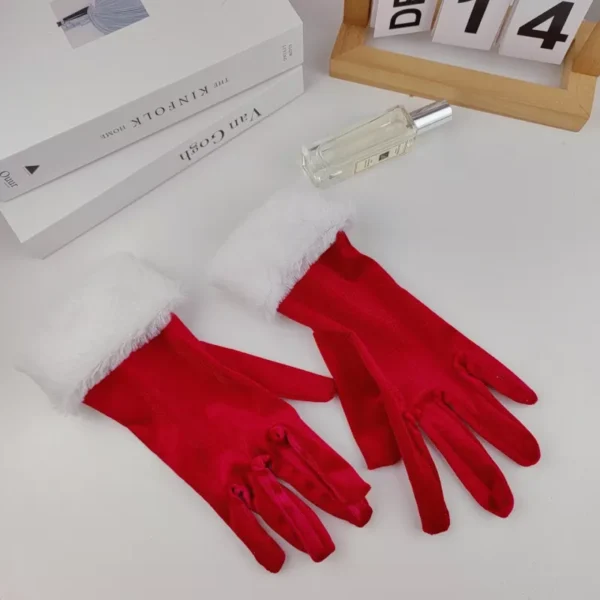 Elegant Feather and Velvet Evening Gloves - Image 3