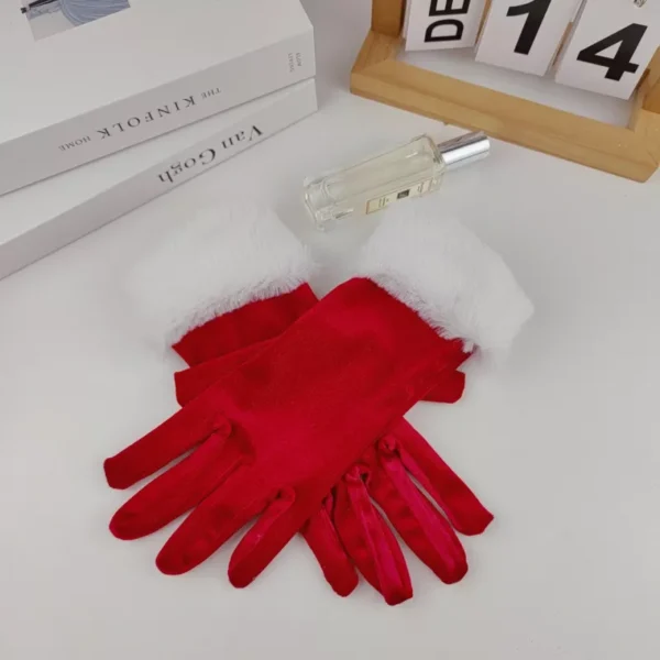 Elegant Feather and Velvet Evening Gloves - Image 4
