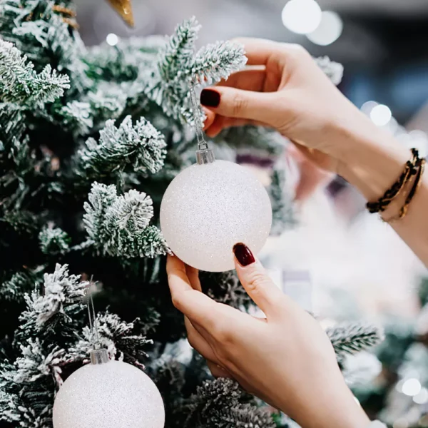 6pcs Glitter White Christmas Tree Ball Ornaments - Image 7