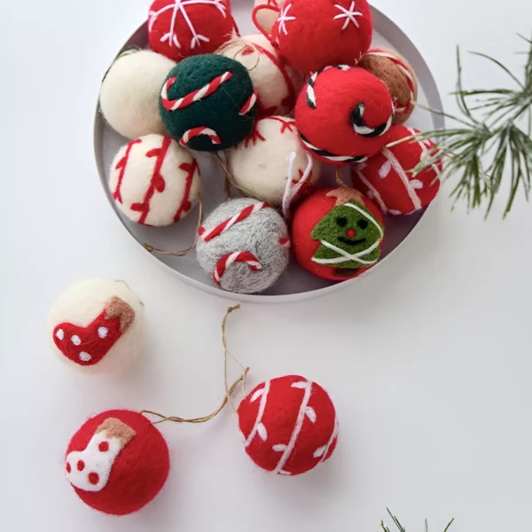 Felt Snowflake Christmas Ornaments - Image 3