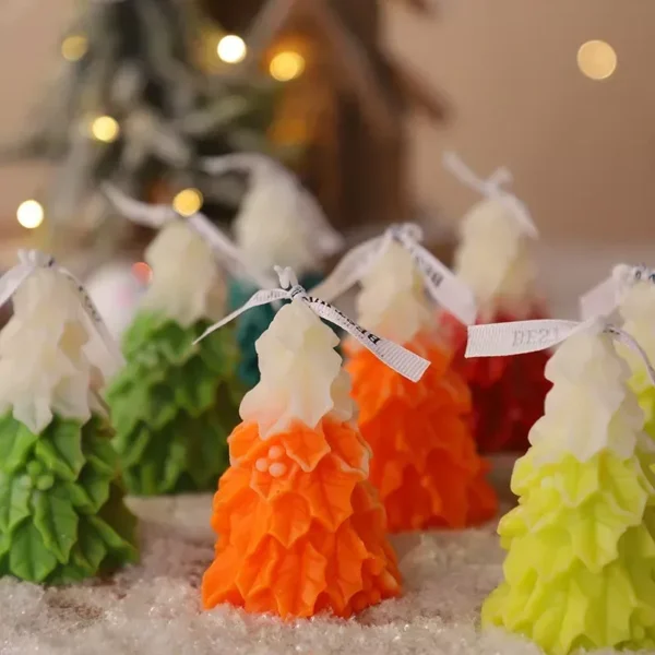 Mini Christmas Tree Scented Soy Wax Candle - Image 5