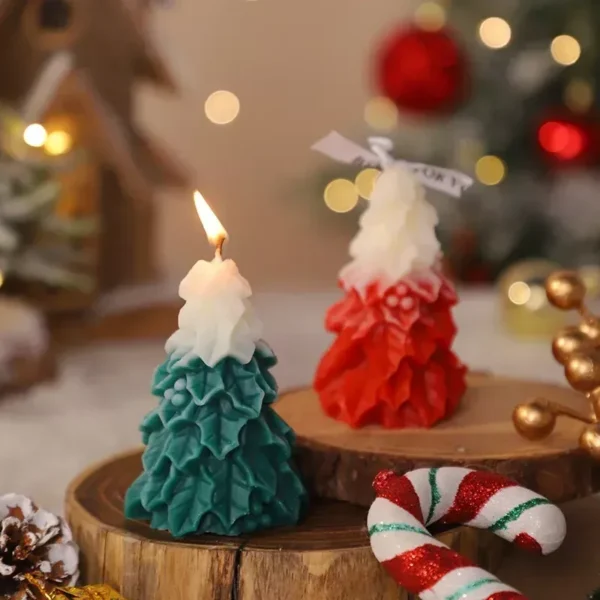 Mini Christmas Tree Scented Soy Wax Candle - Image 2