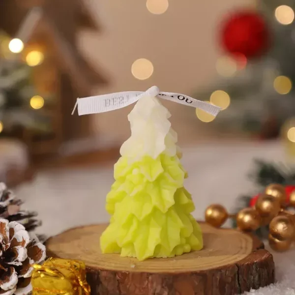 Mini Christmas Tree Scented Soy Wax Candle - Image 3