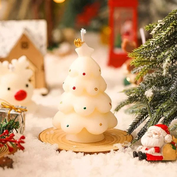 Fluffy Layered Christmas Tree Candle - Festive Aromatherapy Decor - Image 4