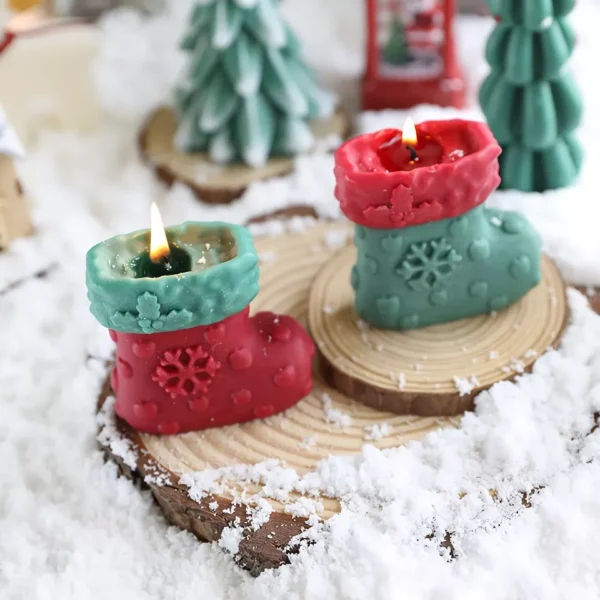 Christmas Boot Shaped Scented Candle - Festive Table Decoration - Image 4