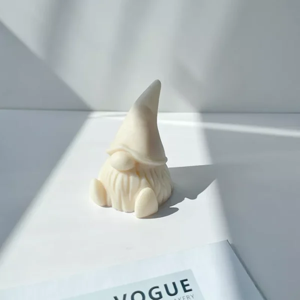 Creative Santa Claus Scented Candle - Image 4