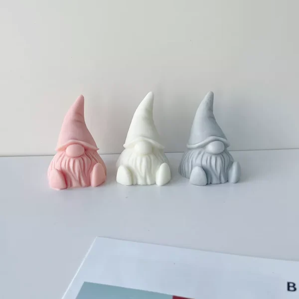 Creative Santa Claus Scented Candle - Image 3
