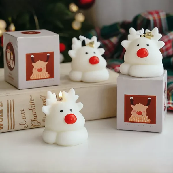 Elk-Shaped Christmas Scented Candle - Image 3