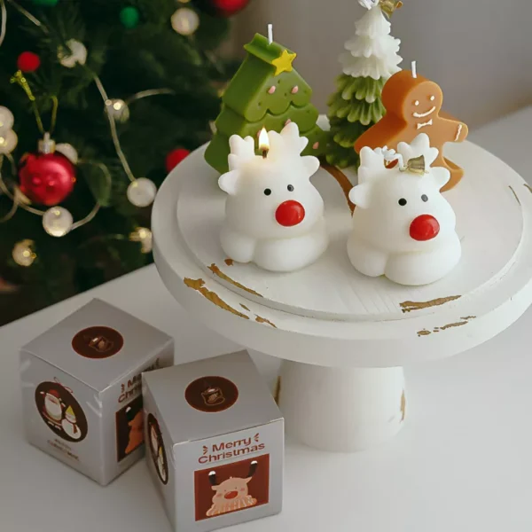 Elk-Shaped Christmas Scented Candle - Image 5