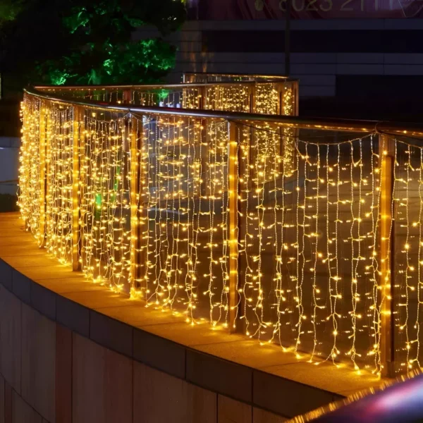 3M/5M Solar Icicle Curtain Lights - Image 3
