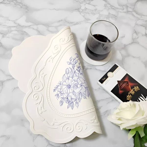 Silicone Retro Floral Dining Mat – Waterproof, Heat Resistant Table Placemat - Image 3