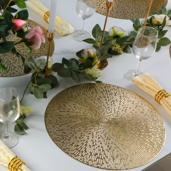 Gold Metallic Round Placemats - Image 4