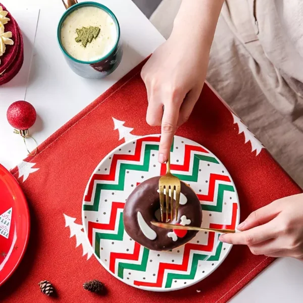 Festive Christmas Ceramic Dinnerware Set - Image 3
