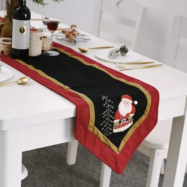 Festive Christmas Tablecloth with Santa and Snowman Design - Image 3