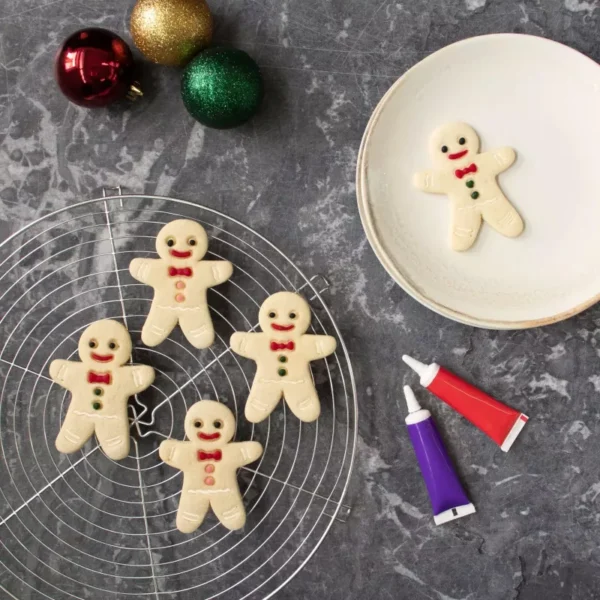 Christmas Cookie Cutter and Stamp for Festive Baking Fun - Image 4
