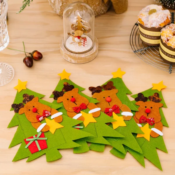4-Piece Christmas Cutlery Holder Set - Image 6