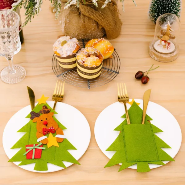 4-Piece Christmas Cutlery Holder Set - Image 4
