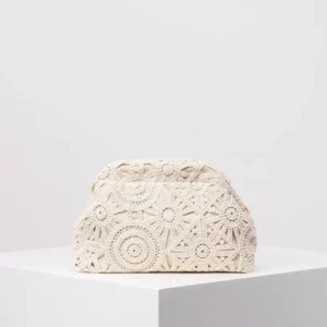 Bohemian Hollow Woven Clutch Bag – Stylish Straw Purse for Beach & Casual Outings