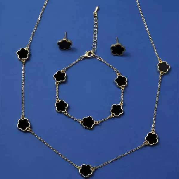 Elegant Five-Petal Flower & Clover Jewelry Set – Necklace, Bracelet, Earrings - Image 5