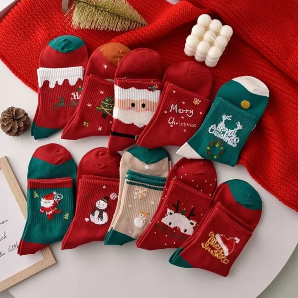 5 Pairs Cartoon Christmas Socks - Image 3