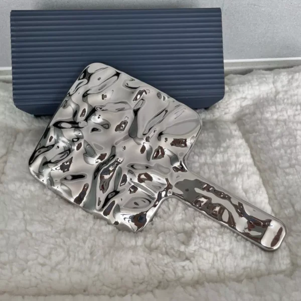 Electroplated Handle Portable Makeup Mirror - Image 3