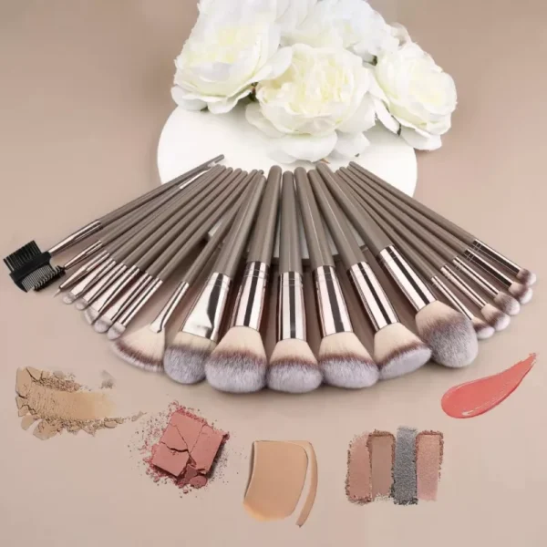 20Pcs Makeup Brush Set for Foundation, Blush, Highlighter, and Eyeshadow - Image 2