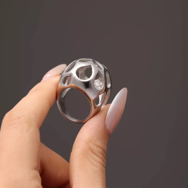 18k Gold Plated Hollowed Stainless Steel Cocktail Ring for Women - Image 3