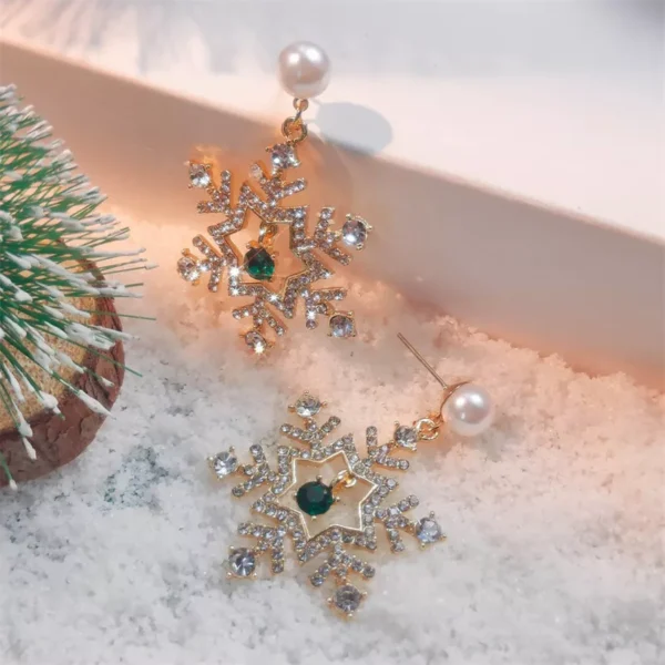 Snowflake Zircon Stud Earrings - Image 6