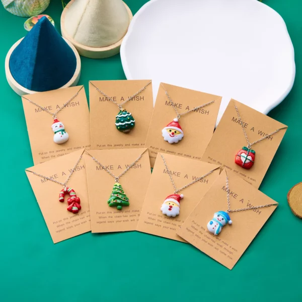 Trendy Christmas Necklace - Image 3